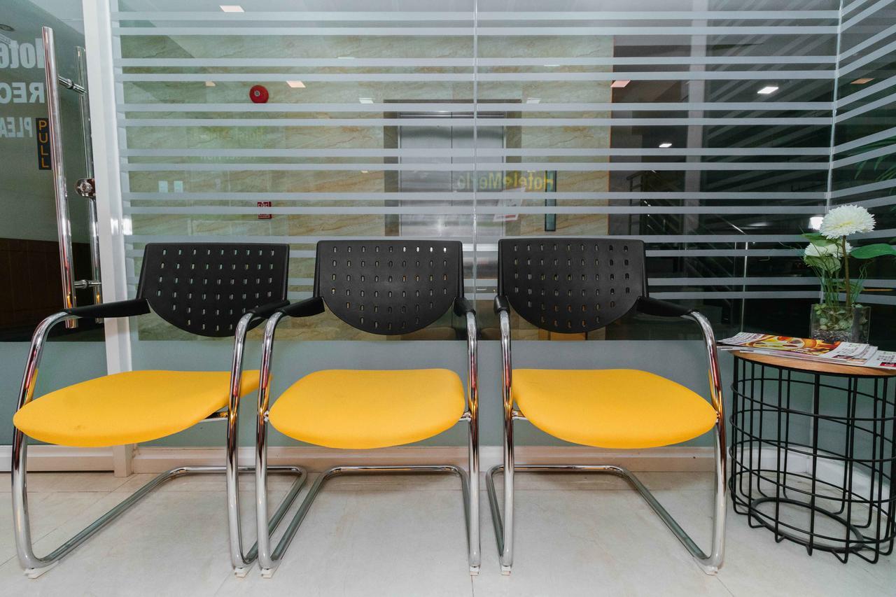 Hotel Reddoorz Premium @ Sampaloc Makati Makati City Esterno foto