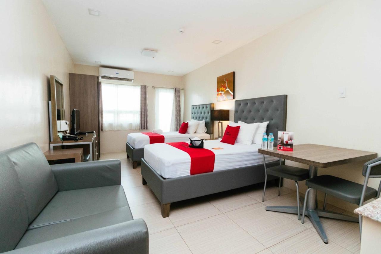 Hotel Reddoorz Premium @ Sampaloc Makati Makati City Esterno foto