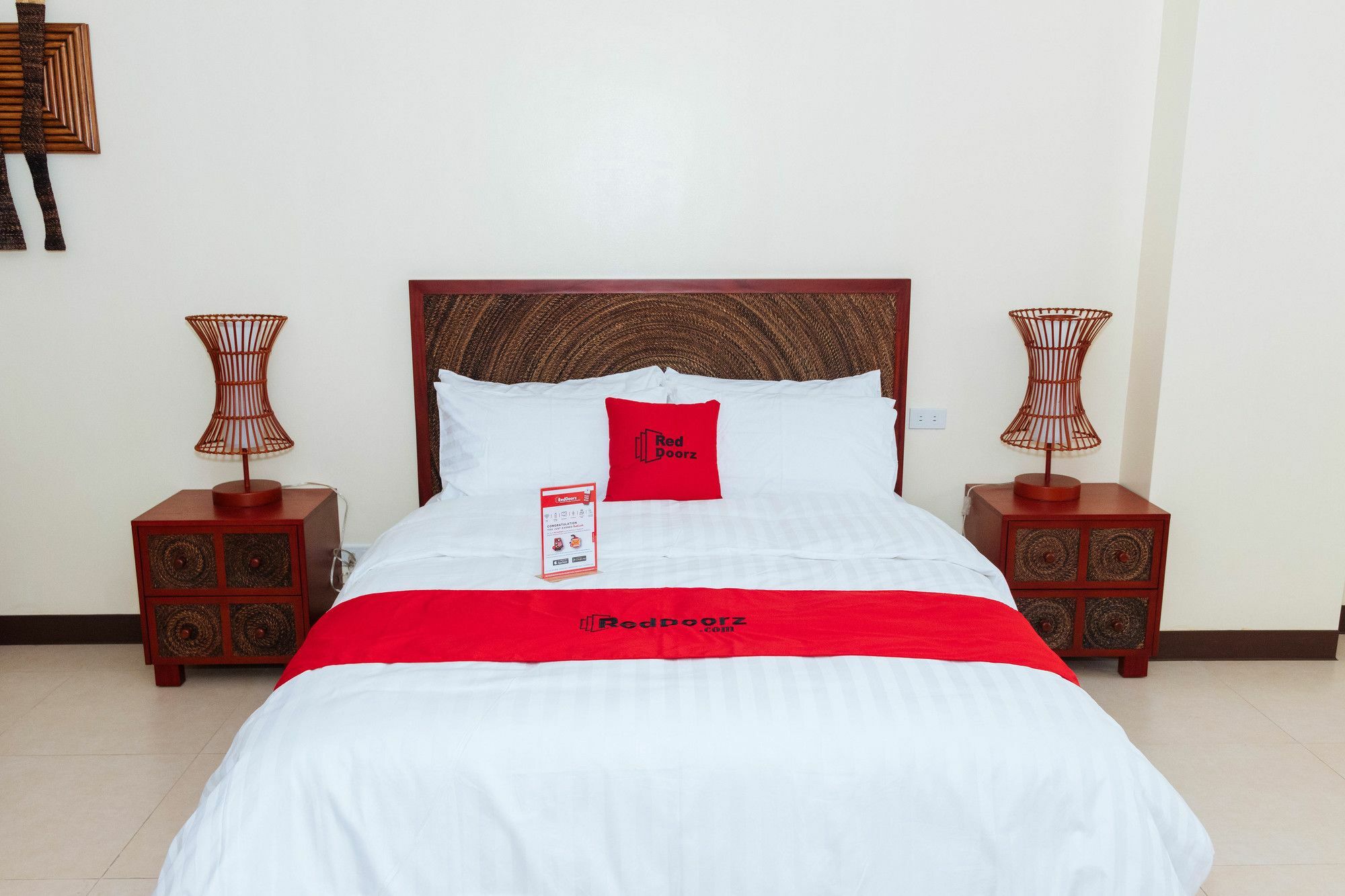 Hotel Reddoorz Premium @ Sampaloc Makati Makati City Esterno foto
